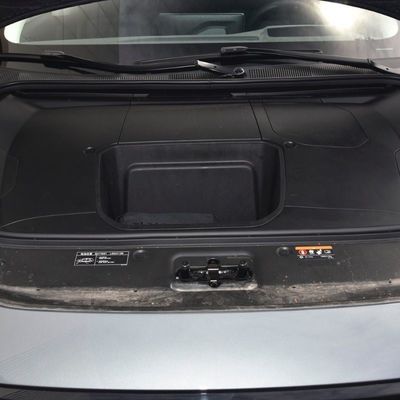 2023 Zeekr 001 EV Carro com 5 assentos 546km quilometragem e serviço online/local pós-venda