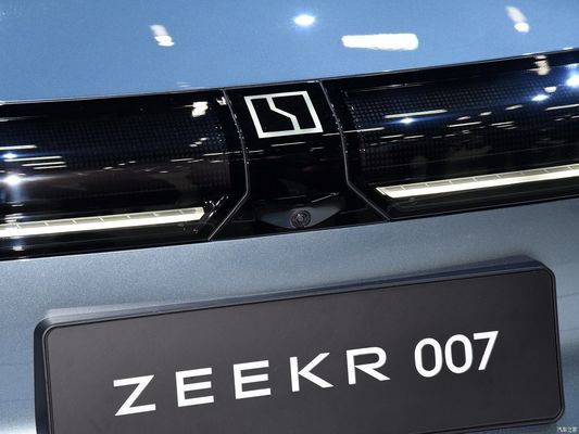2024 Geely Zeekr 007 Veículos energéticos com motor elétrico puro P0000155