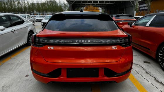 Hatchback Zeekr 001 You Edição 100 Kwh Cor Laranja com Z-Sport Produzido em 2024