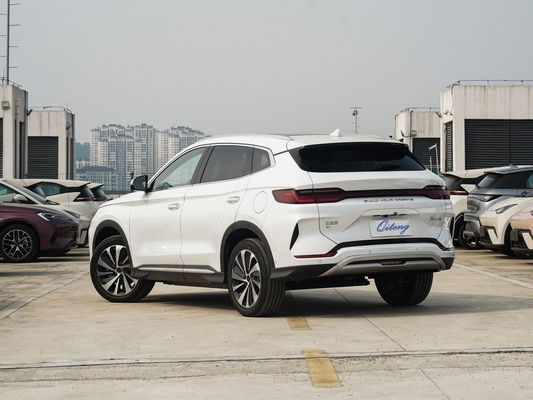 Byd Song Plus EV605 Glory Version SUV Branco Carro para solicitação personalizada e estilo de carroceria