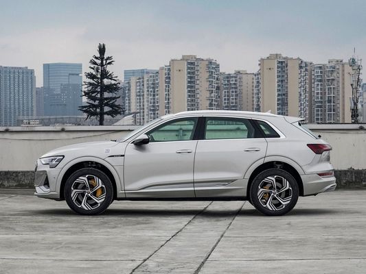Audi E-Tron 2021 50 Quattro SUV elétrico usado com sistema de travagem eletromagnético
