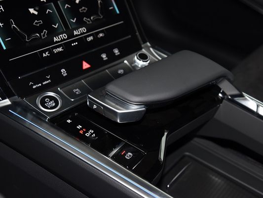 Audi E-Tron 2021 50 Quattro SUV elétrico usado com sistema de travagem eletromagnético
