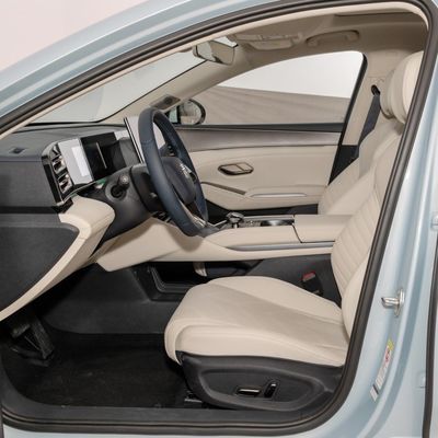 Limousine personalizável de 1.5L 101PS BYD Qin L 2024 DM-I 120km Versão Excelência Carro Elétrico EV