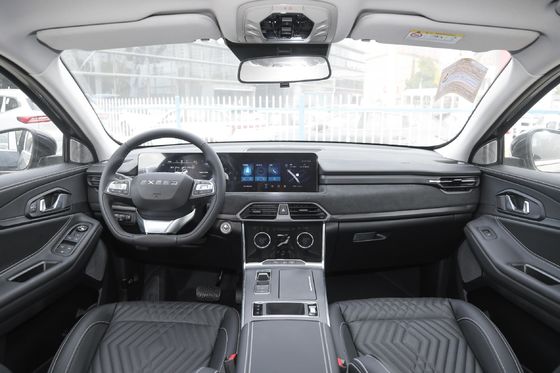 Exeed 2023 300t 2WD com suspensão independente Mcpherson e carroceria fechada