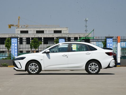 Chevrolet Monza 2024 1.5L Versão de dupla embreagem com FWD Drive e Certificação HACCP Mgnt