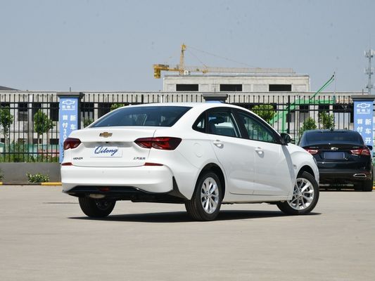 Chevrolet Monza 2024 1.5L Versão de dupla embreagem com FWD Drive e Certificação HACCP Mgnt