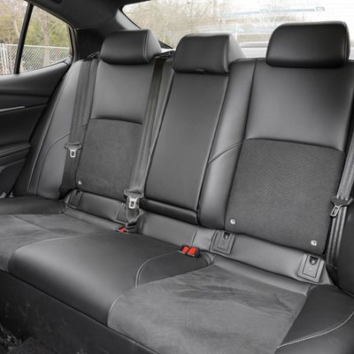 2024 Camry 2.0hxs Sports Plus Versão Hybrid Car com e E-CVT Stepless Transmission