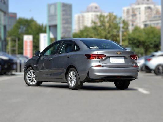 2023 Chevrolet Monza Sedan de dupla embreagem com caixa de velocidades automática e sistema de travagem Epb