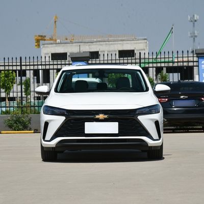 Personalização Chevrolet Monza 1.5L Branco/Negro 2024 Modelo Enjoy Edition Pequeno/Grande/Smart Assentos de carro 3