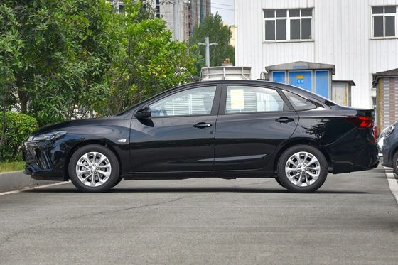 1000-1600cc Disposição Chevrolet Monza 1.3t Mhev Carro a gasolina com caixa de velocidades automática