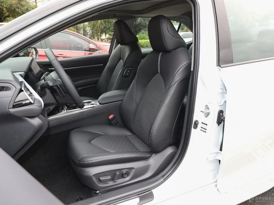 Sedan Toyota Camry 2023 2.5hq Mh EV Dual Engine Carro híbrido Carro a gasolina