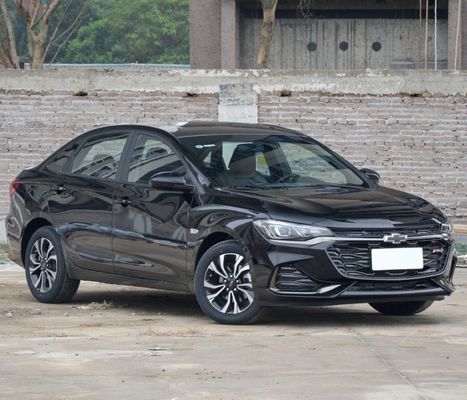 2024 Chevrolet Monza 1.3t Versão automática Carro híbrido com preto