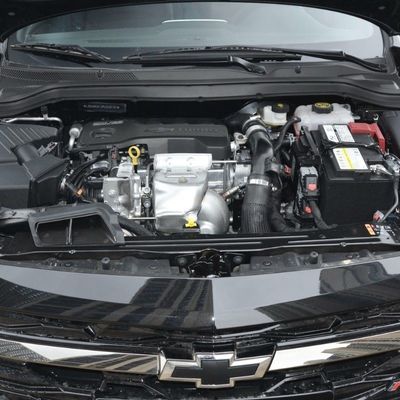 2024 Chevrolet Monza 1.3t Versão automática Carro híbrido com preto