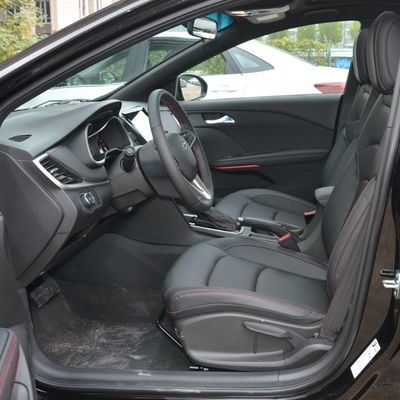 2024 Chevrolet Monza 1.3t Versão automática Carro híbrido com preto
