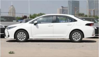 2022 Corolla Tnga 1.5L CVT Pioneer Edition Seguro e Combustível- Sedan com Tipo de Carroceria Fechado