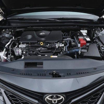 Veículo 2023 Toyota Camry 2.5g Edição Deluxe para serviço pós-venda online/local