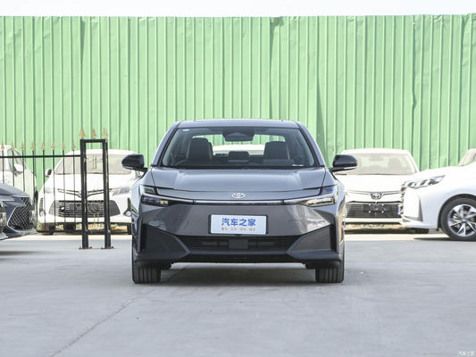 Sedan Toyota Bz3 2023 616km Long-Range PRO Veículo Elétrico Estilo do corpo do volante esquerdo