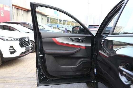 Obtenha o seu 2023 Chery Tiggo7 SUV com sistema de travagem EPB e 1600-2500 cc de cilindrada