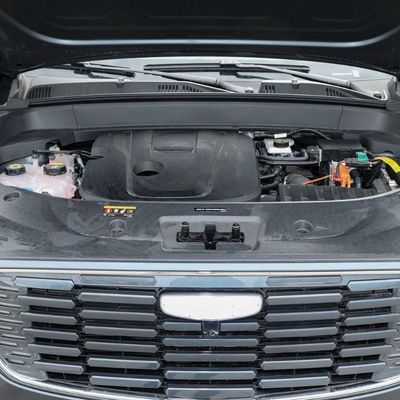 Geely Xingyue L 2023 4WD SUV Flagship Edition com sistema de travagem 4WD 4745*1860*1745