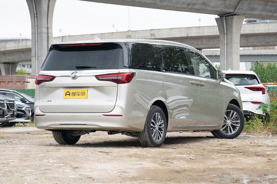MPV Buick Gl8 2023 Land Business Cabin Comfort Edition com 8 assentos e caixa de velocidades manual