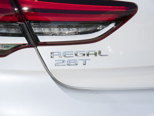 Direção esquerda Tipo 2024 Buick Regal 2.0t Automotive Regal Turbo 28t Indulgent Edition