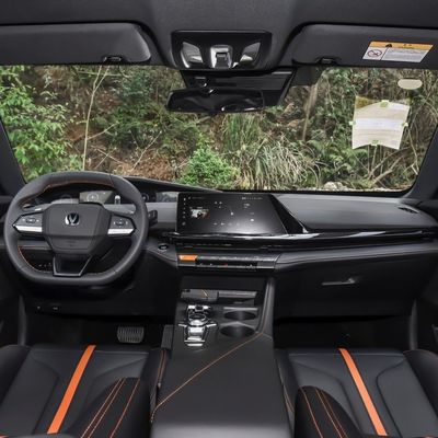 Sedan Changan Uni-V 1.5t Carro a gasolina de 5 lugares Potência máxima Kw 173 PS Sedan a gasolina