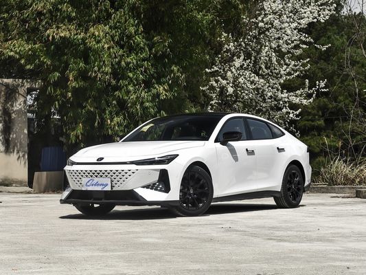 Caixa de velocidades automática Changan Uni-V 1.5t 5 lugares Sedan Uni V com 205 Km/H velocidade máxima