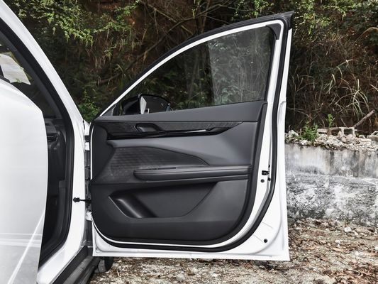 Uni-V 1.5t gasolina 5 lugares sedã Changan com pedido personalizado