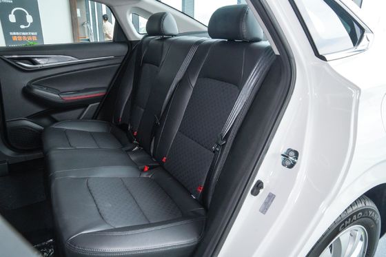 Changan Eado Car EV460 Veículo elétrico EV com bateria LiFePO4 e 4 assentos