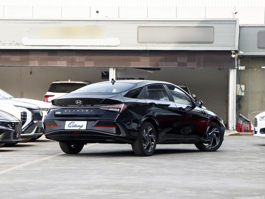 2023 Hyundai Elantra 1.5L CVT Edição de luxo Assentos de gasolina 5 Tipo de carroceria Fechado
