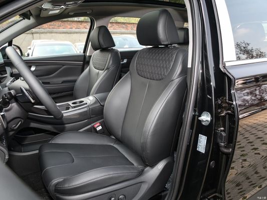 Direção à esquerda 2023 Hyundai Santafe Traveller 380t Gdi 4WD Lux Htrac versão 6 lugares