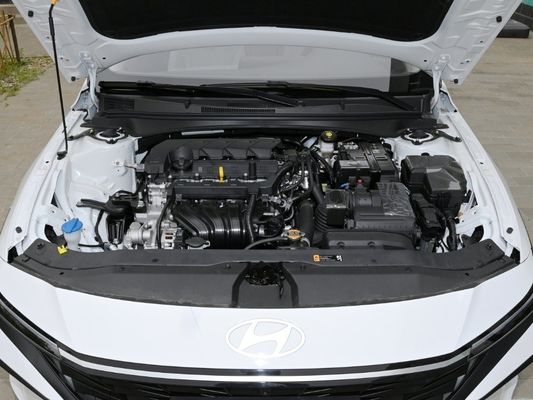 2023 Hyundai Elantra 1.5L CVT Sedan Direção esquerda e suspensão independente Mcpherson