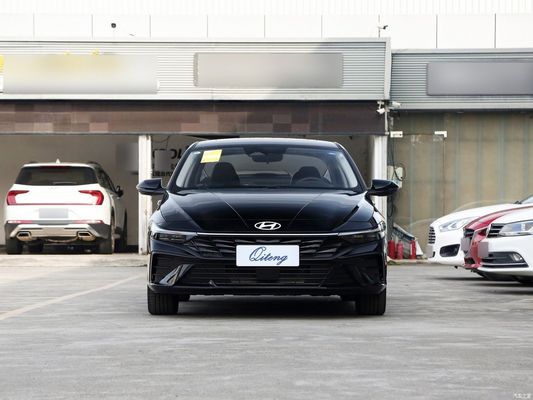 Hyundai Elantra 2023 1.5L CVT Lux Edition Veículo a gasolina e cilindrada 1000-1600CC