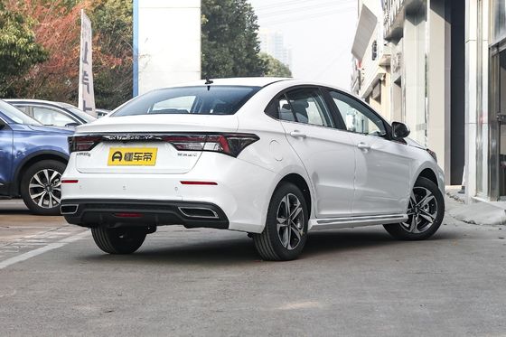 2021 Chery Arrizo 5 Plus Little Ai 1.5L CVT Tipo Plus 5 assentos 4358x1830x1670 no mercado