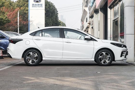 2021 Chery Arrizo 5 Plus Little Ai 1.5L CVT Tipo Plus 5 assentos 4358x1830x1670 no mercado