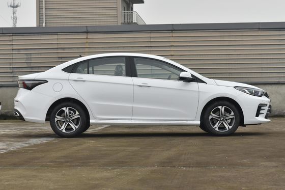 2021 Chery Arrizo 5 Plus Little Ai 1.5L CVT Enjoy Plus Tipo de carroceria fechado Carro compacto