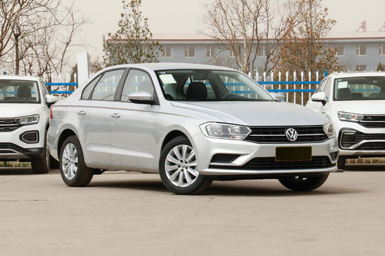 2019 VW Bora Legend Auto Fashion Carros a gasolina 4562x1793x1468 com tipo de energia gasolina
