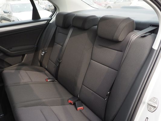 2019 VW Bora Legend Auto Fashion Carros a gasolina 4562x1793x1468 com tipo de energia gasolina