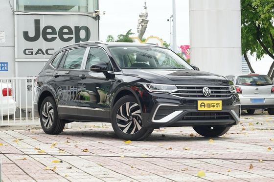 2023 Volkswagen Tiguan L 330tsi Fwd Smart Edition SUV dentro do Drive FWD P0000099
