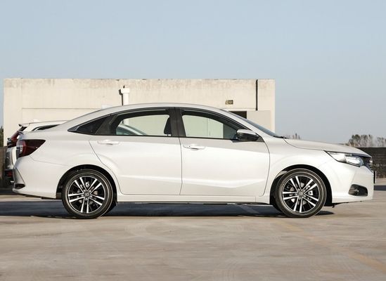 2024 Honda 1.0 Crider 180turbo CVT Luxury Luxury Sedan com características de luxo