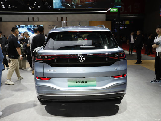 SUV Volkswagen ID. 6 X 2023 Versão 4WD potente A experiência máxima de SUV elétrico