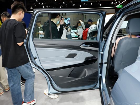 SUV Volkswagen ID. 6 X 2023 Versão 4WD potente A experiência máxima de SUV elétrico