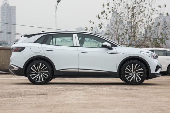 Volkswagen ID. 4 X 2023 Intelligent Enjoyment Long-Range Edition com carroceria fechada