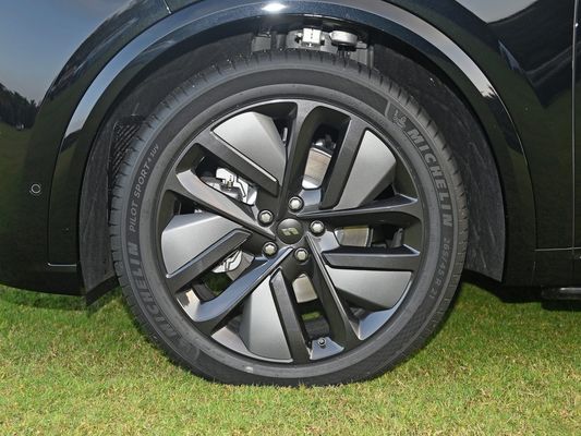 2024 Lixiang Li L9 PRO/Ultra Electric Car Extended Range Veículos híbridos Carro líder Ideal