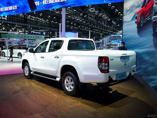 Personalização Pickup Veículo diesel Mitsubishi L200 2023 2.3t Tanqu Velocidade máxima 171 Km/H