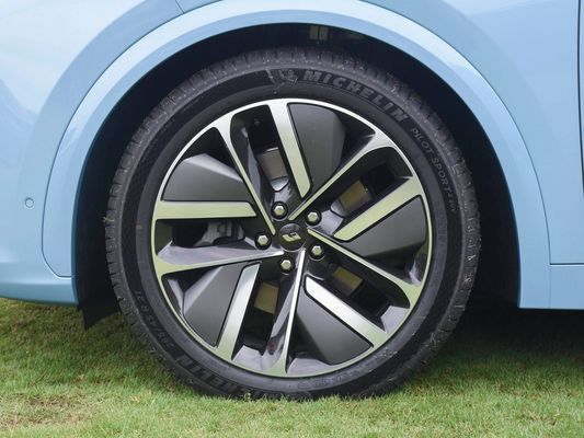 Veículo energético preto 2024 Li/Lixiang L7 Ultra com 5 lugares e motor híbrido elétrico