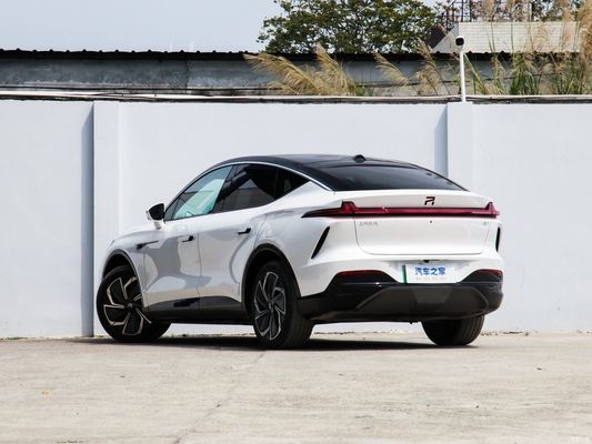 Rising Auto R7 Screen Master PRO 2023 Veículo elétrico EV com 5 assentos e longo alcance