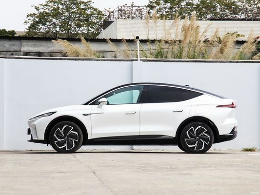 Rising Auto R7 Screen Master PRO 2023 Veículo elétrico EV com 5 assentos e longo alcance