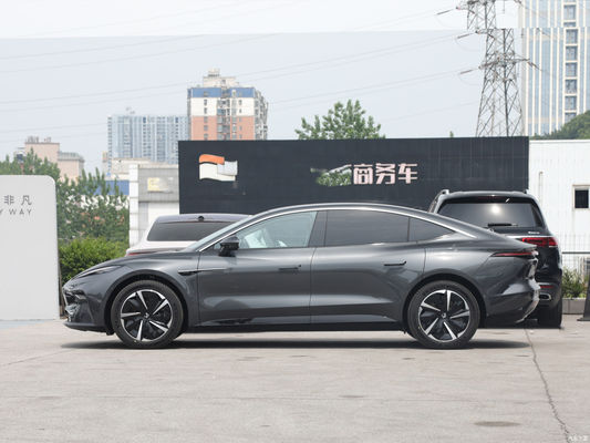 Veículo elétrico EV Hatchback Rising Auto F7 2023 Cltc Pure Electric Range Km 576