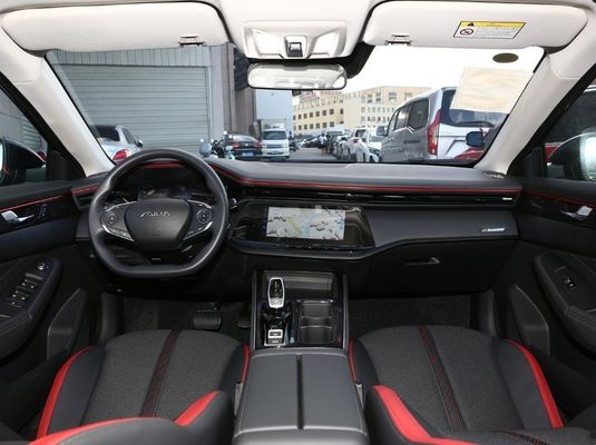 Aeolus Yixuan Max 2024 Edição de Luxo Sedan com características e design de luxo